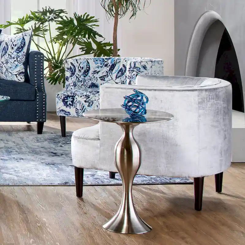 Fauteuil tonneau surdimensionné avec accoudoirs pour salon